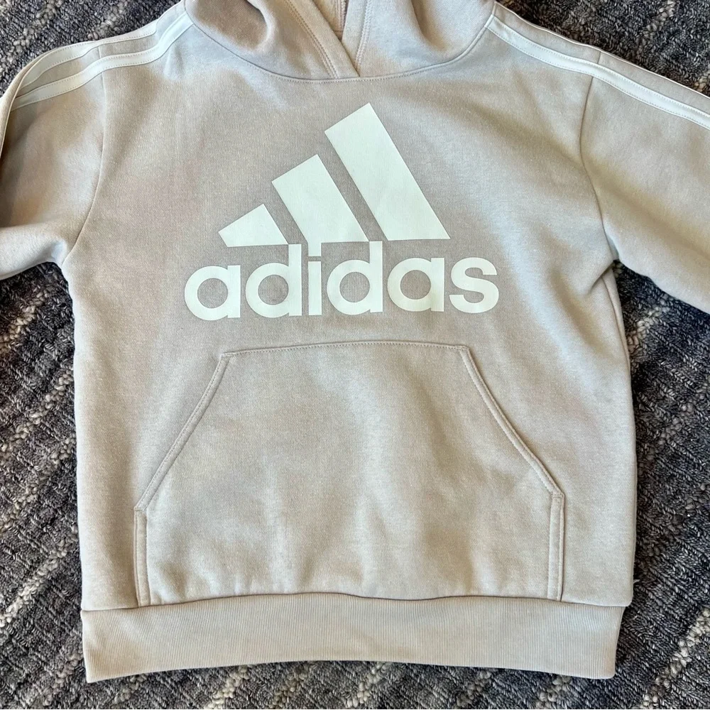 adidas Boys Tech Fleece Hoodie Tan Beige Athletic Logo Sweatshirt Youth M 10 12